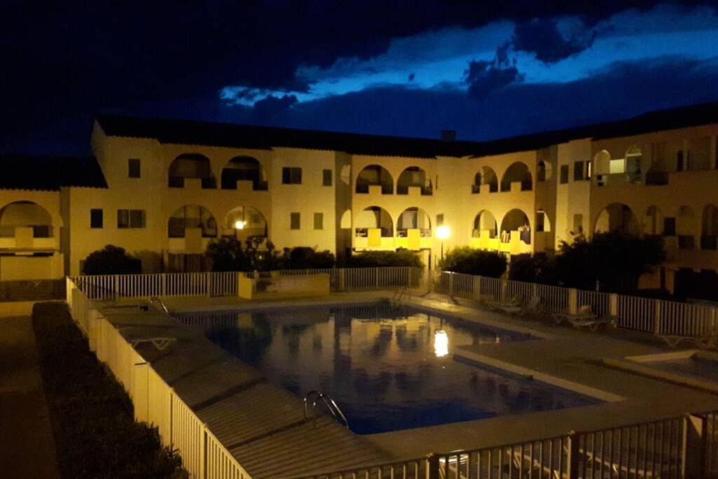 Studio Mezzanine En Residence Avec Piscine Au Village Le Barcarès Zewnętrze zdjęcie